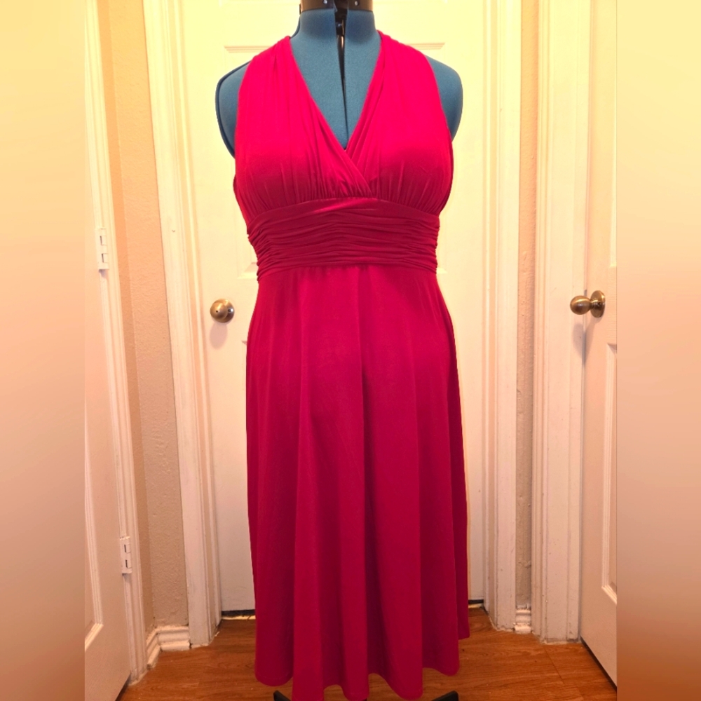 Jones Wear Red Halter Dress
